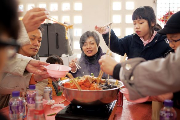 Chinese-family-eating