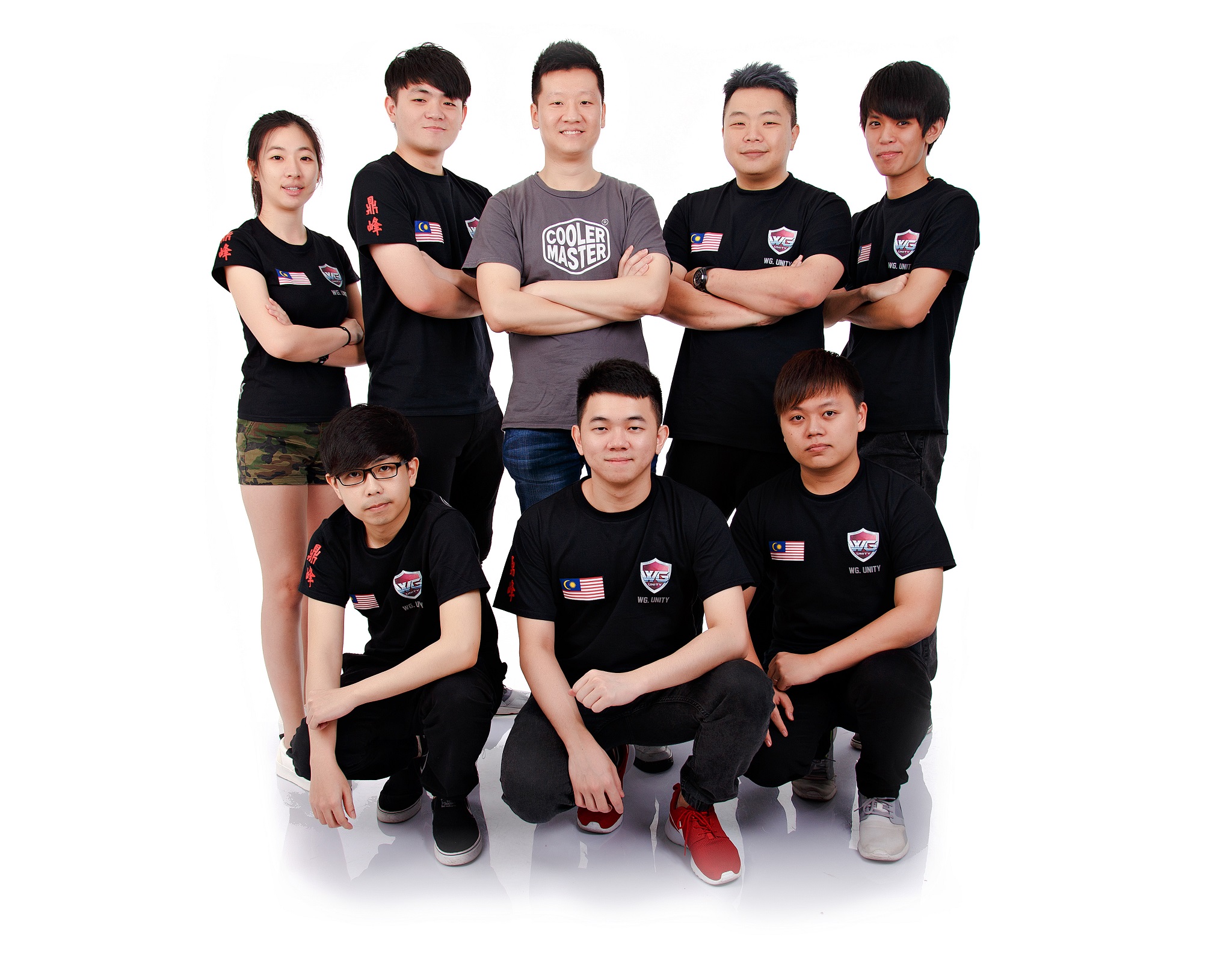 Top Left to Right: Bonnie Ng (Manager), Tue “ahfu” Soon Chuan (Captain), Eng Kiat (Cooler Master Malaysia), Wayne Kok (Coach), Lai “Ah Jit” Jay Son Bottom Left to Right: Raphael ‘KaNG’ Chua, Neng “Wenn.” Ee Wooi, Kam ‘NaNa’ Boon Seng